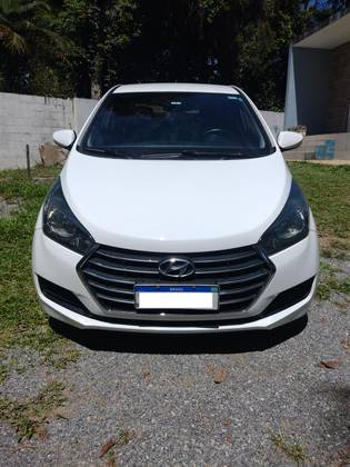 HYUNDAI HB20S 1.0 COMFORT PLUS 12V FLEX 4P MANUAL